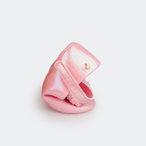 Sapato de Bebê Pampili Nina Momentos Especiais Laço e Strass Holográfico Rosa - foto do sapato flexionado 