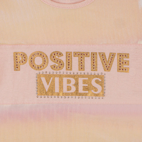 Camiseta Infantil Pampili Good Vibes com Strass e Tachas Holográfica Rosa - estampa e aplicação de pedras e tachas 