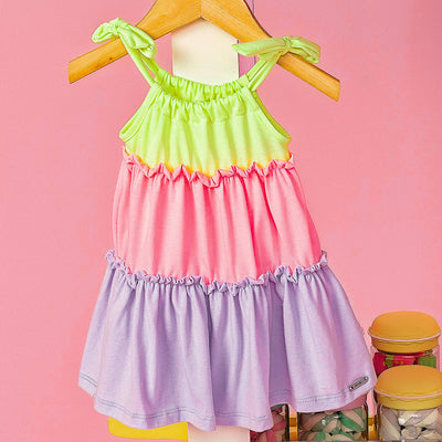 Vestido Infantil Infanti Babado com Calcinha Amarelo e Colorido - frente do vestido