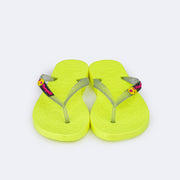 Chinelo Infantil Pampili Likes Emoji Love Eco Amigável Amarelo Neon - frente do chinelo infantil feminino