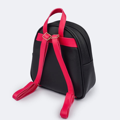 Mochila Infantil Pampili Comfy Matelassê Preta e Pink - traseira da mochila alças reguláveis