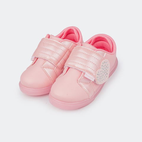 Tênis Infantil Feminino Pampili Pom Pom Coração Strass Rosa Glace - frente tênis bebê