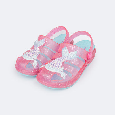 Sandália Crocker Infantil Pampili Glee Sereia Glitter Rosa e Azul - frente da sandália infantil sereia