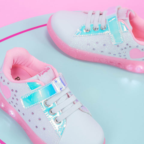 Tênis de Led Infantil Pampili Sneaker Seja Luz Glitter Strass Branco e Rosa Neon - lateral do tênis com glitter