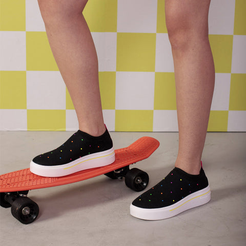 Tênis Slip On Feminino Knit Tweenie #Crush Funny com Pedras Neon Preto.