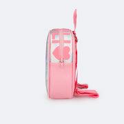 Bolsa Mochila Infantil Pampili Matelassê e Estampa Holográfica Prata e Rosa Chiclete  - lateral com estampa rosa 