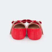 Sapato de Bebê Pampili Nina Calce Fácil Perfuros e Laço Verniz Vermelho Peper - foto da traseira do sapato 
