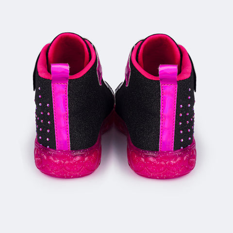 Tênis de Led Cano Médio Infantil Pampili Sneaker Seja Luz Preto e Pink - traseira com holográfico