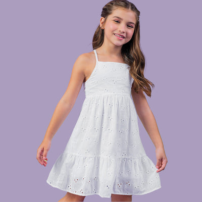 Vestido Infantil Infanti Laise Branco - Frente do vestido na menina