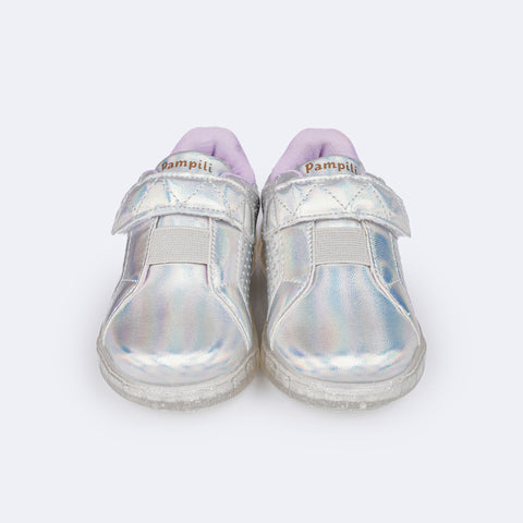 Tênis de Led Infantil Pampili Sneaker Luz Calce Fácil Perfuros Holográfico Prata - frente do tênis feminino com velcro