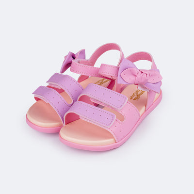 Sandália Papete Infantil Pampili Primeiros Passos Mini Fly Calce Fácil com Laço Rosa Bale Novo e Lilás - frente da sandália infantil com laço 