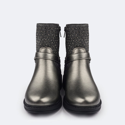 Bota Infantil Feminina Pampili Safira Glitter e Tachas Grafite - frente bota cano médio