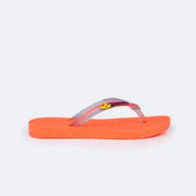 Chinelo Infantil Pampili Likes Emoji Love Eco Amigável Laranja Neon - lateral do chinelo 