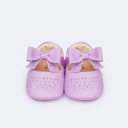 Sapato de Bebê Pampili Nina Momentos Especiais Glitter Strass Laço Lilás - frente com pedra strass e laço