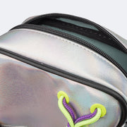 Bolsa Tiracolo Tweenie com Cordão Colorido Holográfica Prata e Preta - abertura em zíper e forro interno 