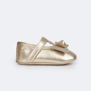 Sapato de Bebê Pampili Nina com Laço Nó Glitter e Strass Dourado - lateral do sapato infantil menina